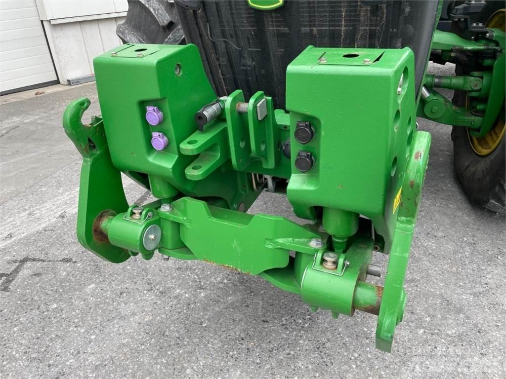 John Deere 8270R Trattori
