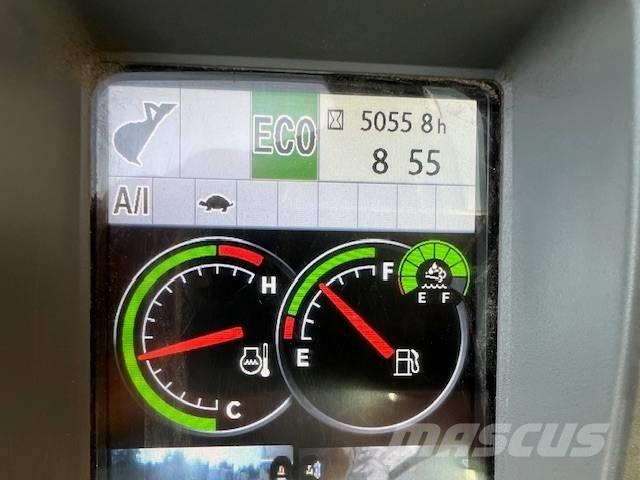 Hitachi ZX 135 US-6 Escavatori cingolati