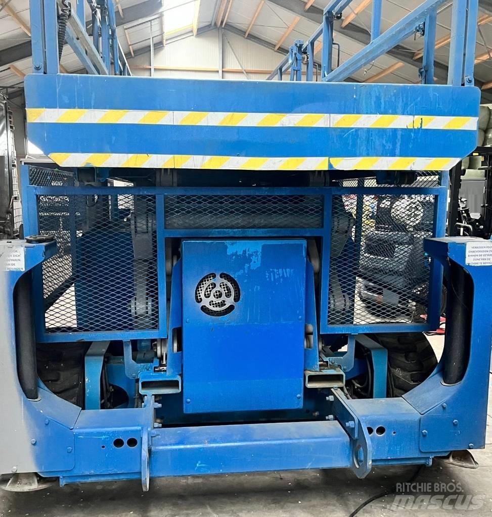 Genie GS 4390 RT Piattaforme a pantografo