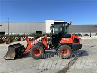 Kubota R065W Pale gommate