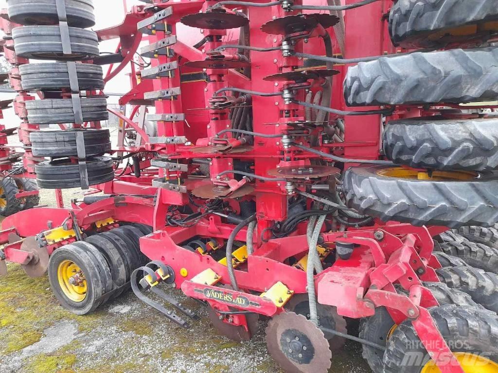 Väderstad RapidA600S Perforatrici