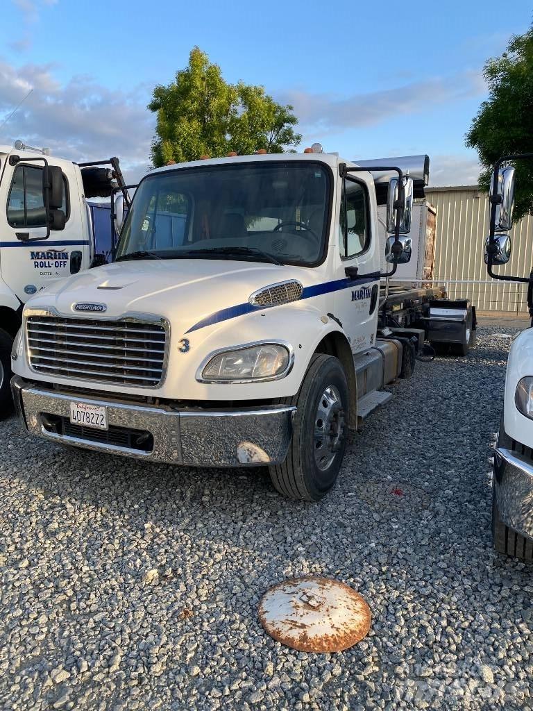 Freightliner CB Motrici scarrabili