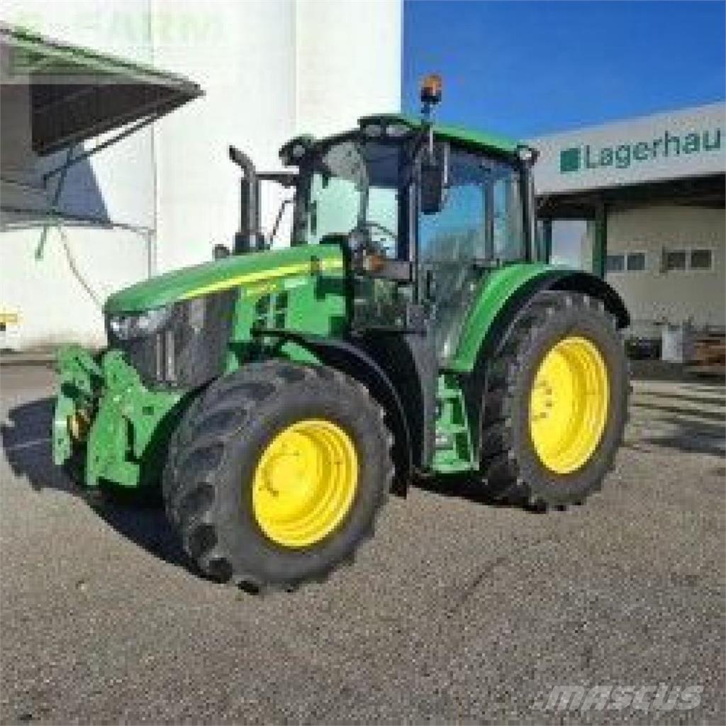 John Deere 6090M Trattori