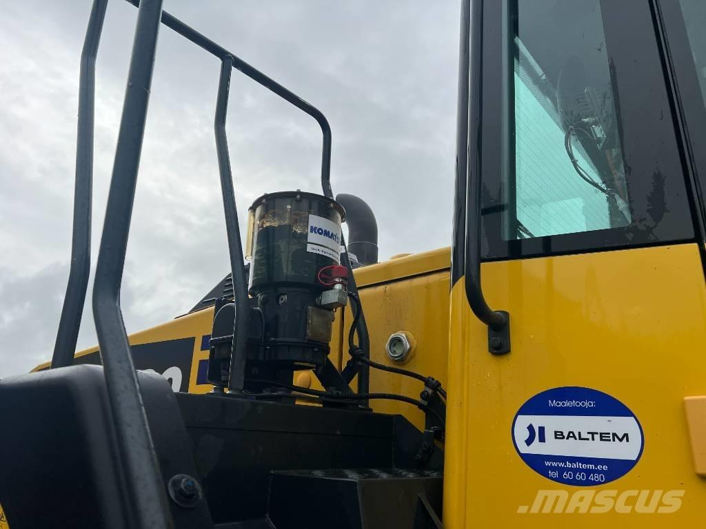Komatsu WA 380-8E0 Pale gommate