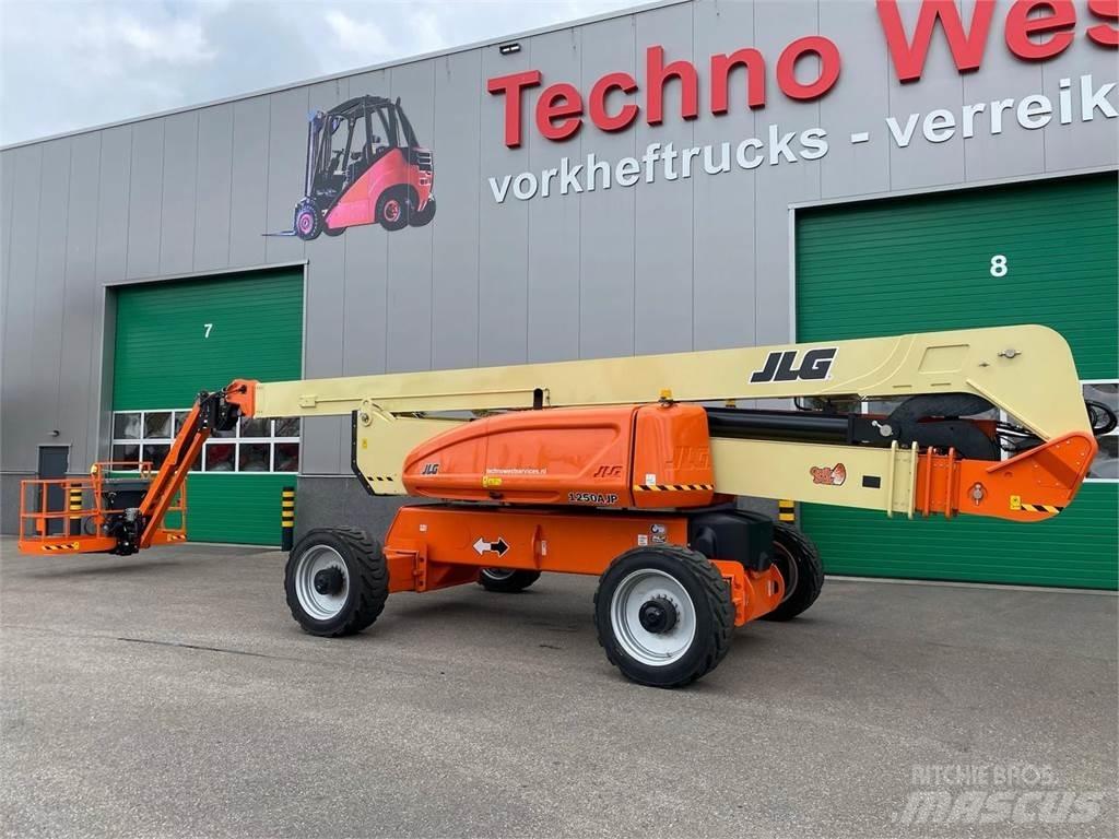JLG 1250AJP Piattaforme a braccio articolato
