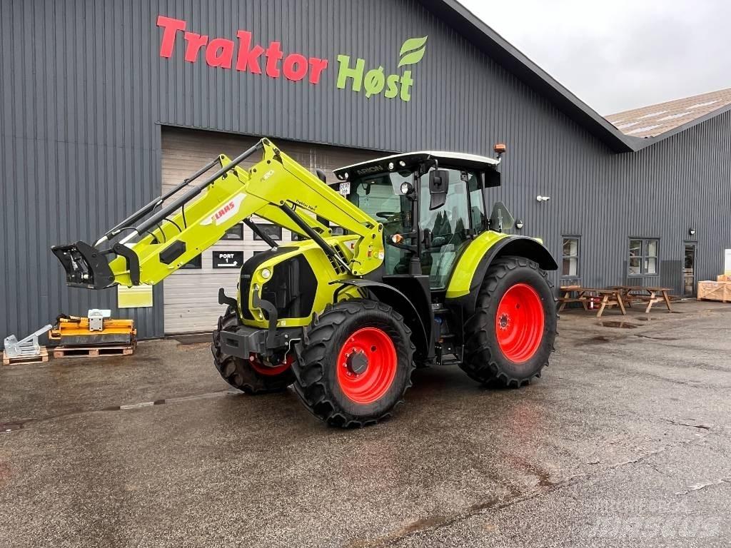CLAAS ARION 530 CIS Trattori