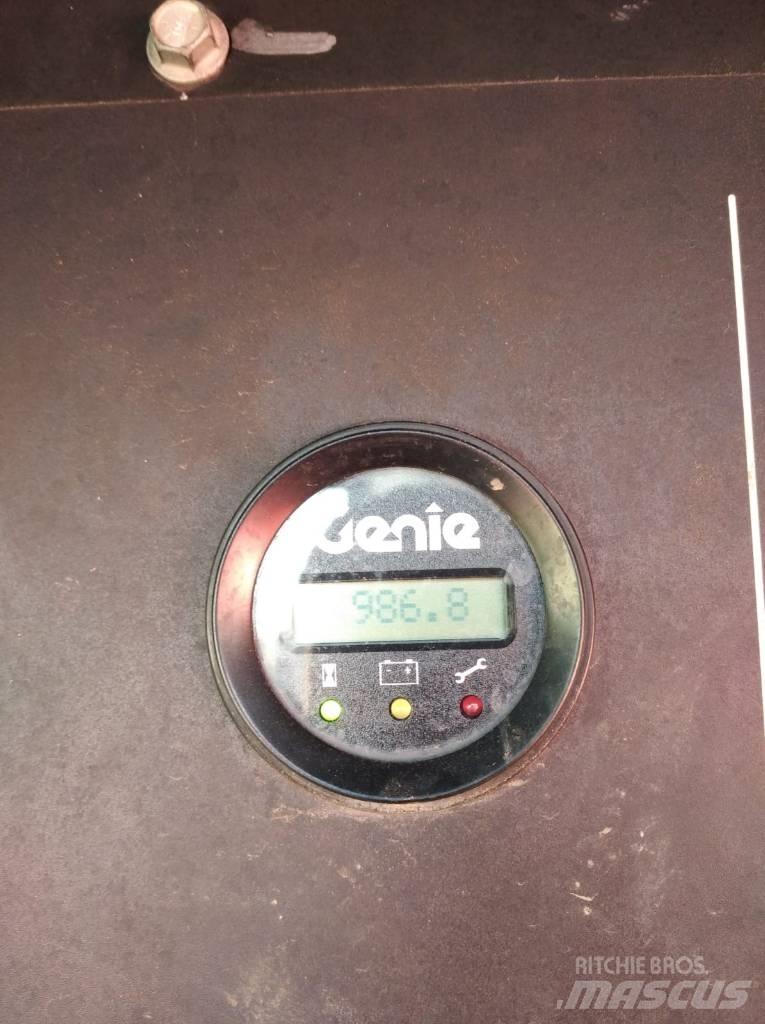 Genie Z60/37DC Piattaforme autocarrate