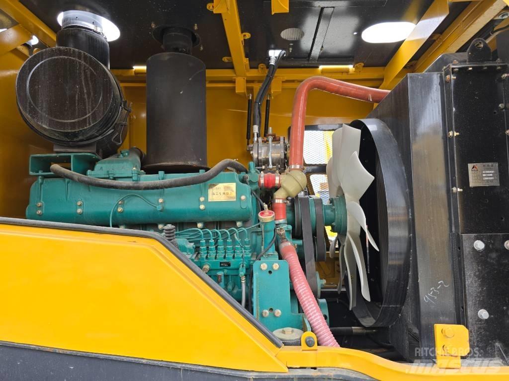 SDLG LG 956 F Pale gommate