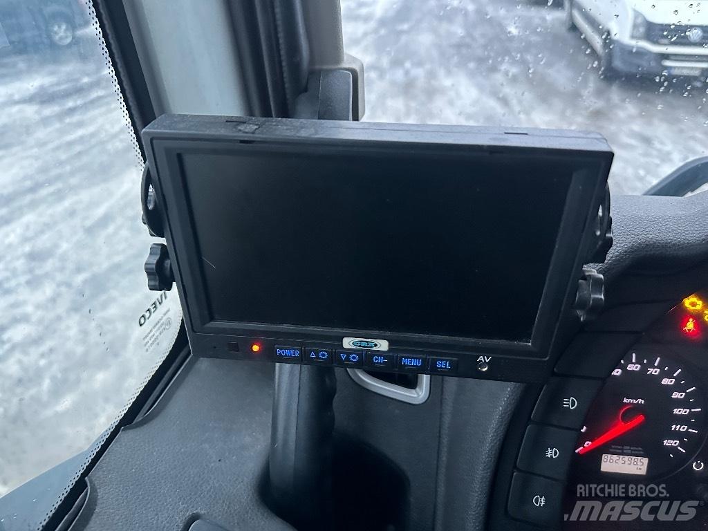 Iveco X-Way 560 8x2 Camion con gancio di sollevamento