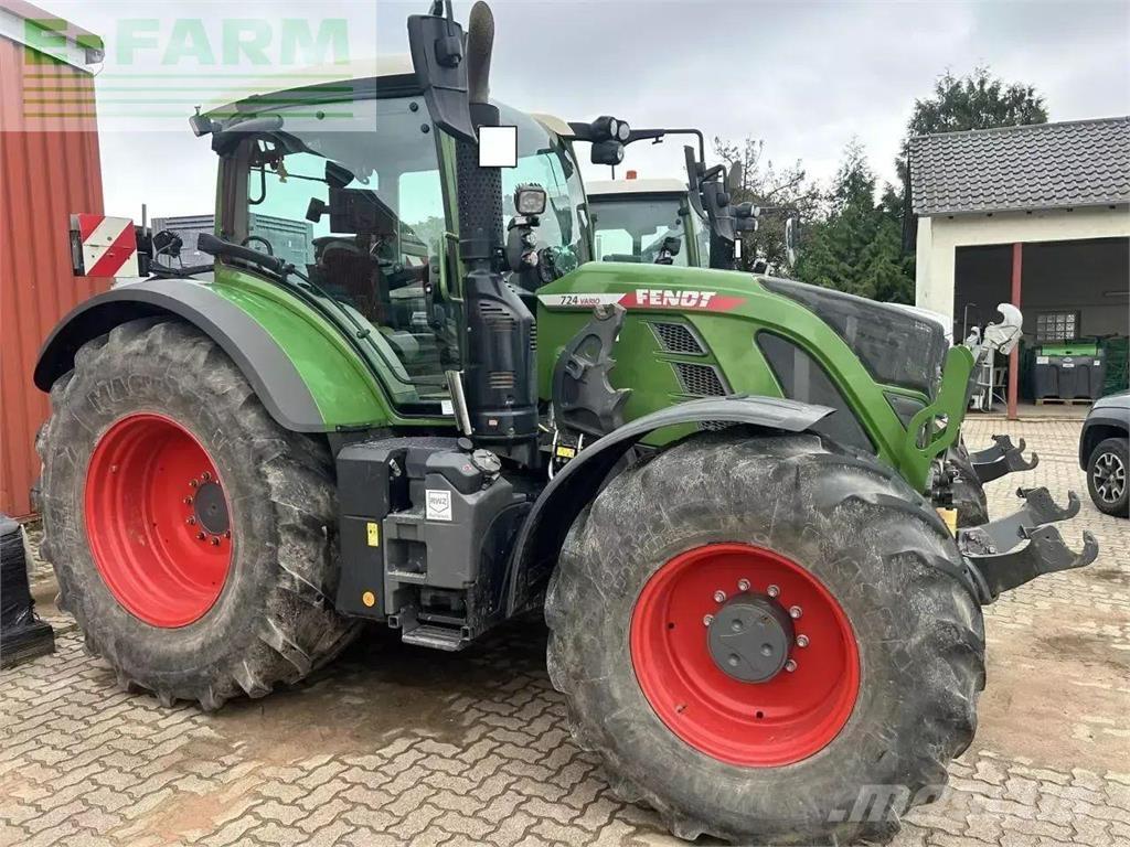 Fendt 724 vario Trattori