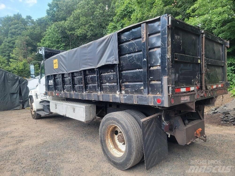Hino 268 Camion ribaltabili