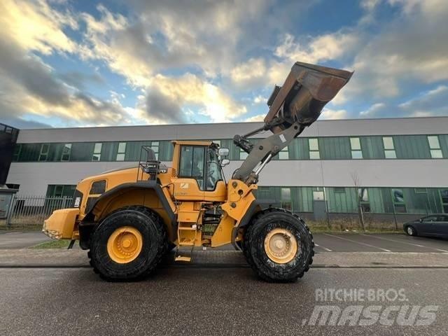 Volvo 180 H Pale gommate