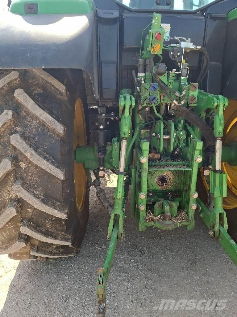 John Deere 6110M Trattori