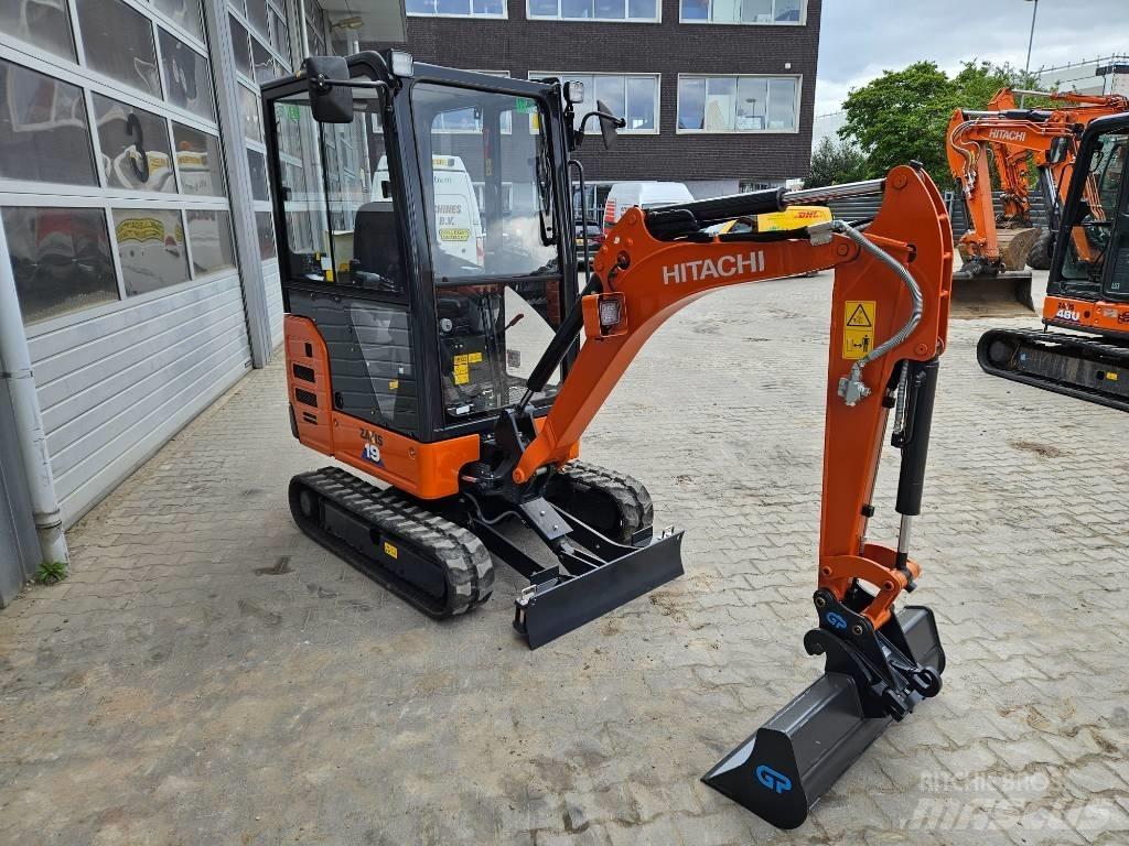 Hitachi ZX19-6 Miniescavatori
