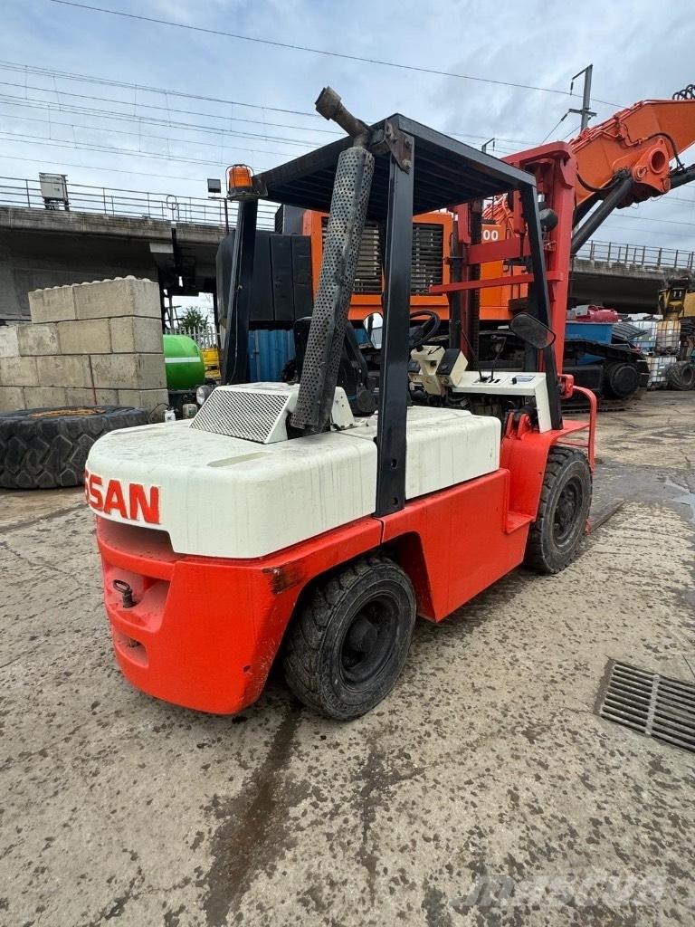 Nissan WF03A35U Carrelli elevatori diesel