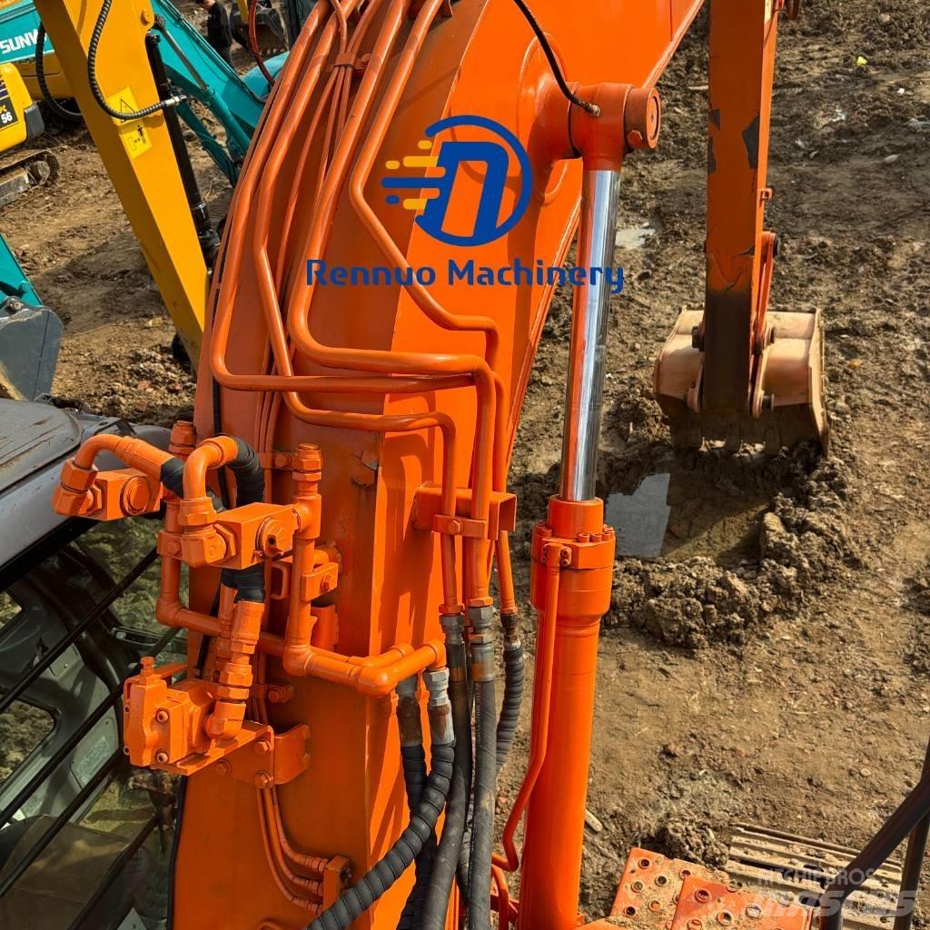 Hitachi ZX 135 US Escavatori cingolati