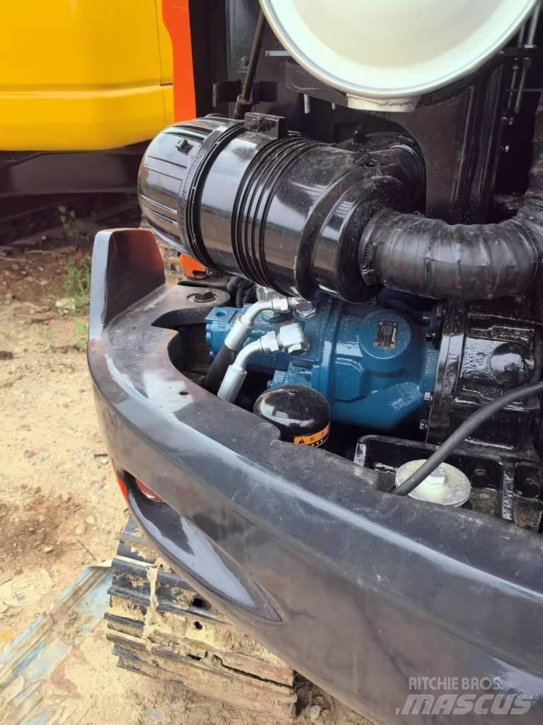Doosan DX 60 Escavatori cingolati