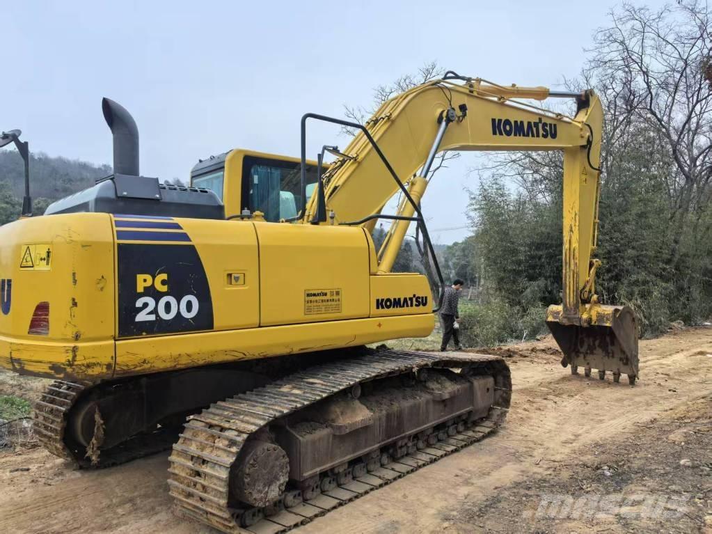 Komatsu PC 200-8 Escavatori medi 7t - 12t