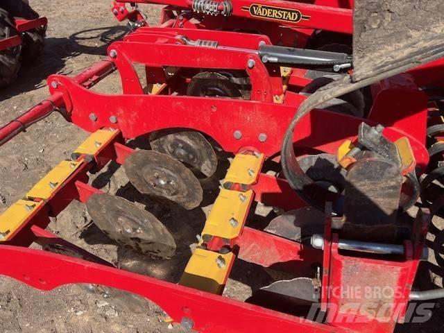 Väderstad Rapid400S Perforatrici