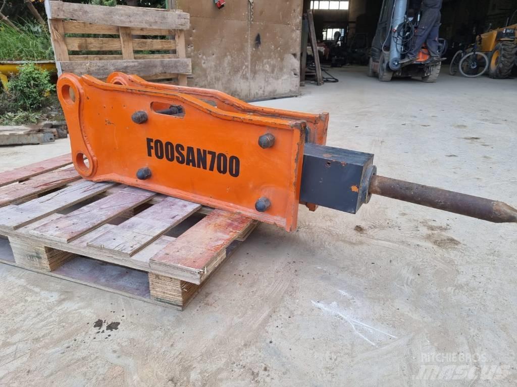  Foosan 700 Martelli - frantumatori