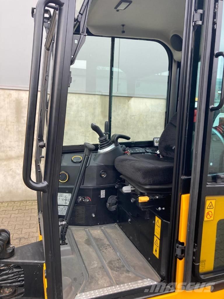 JCB 19 C-1 Miniescavatori