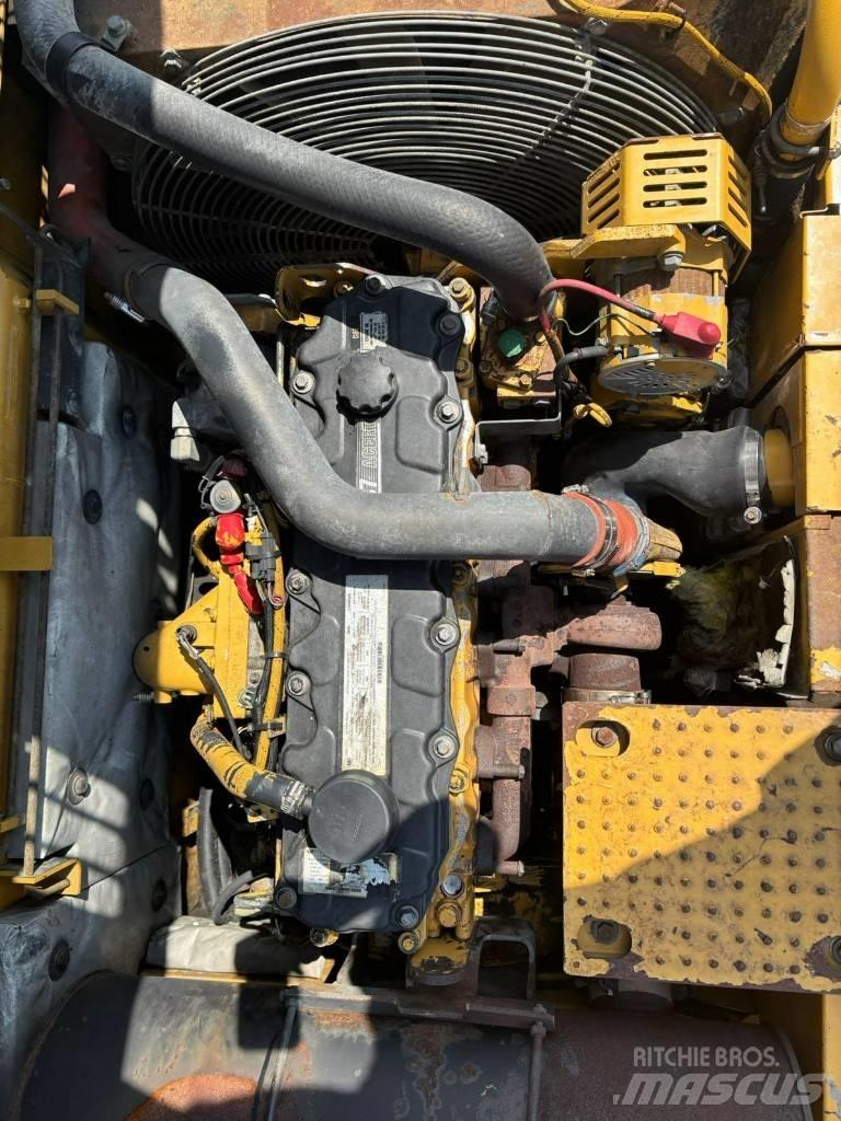CAT 325 D L Escavatori cingolati