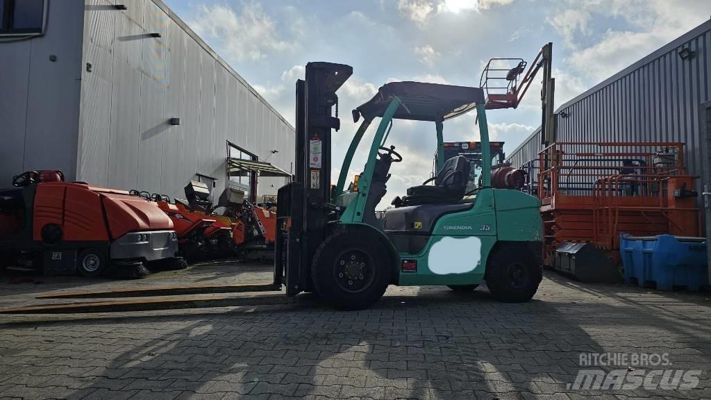 Mitsubishi FG 35 N Carrelli elevatori GPL