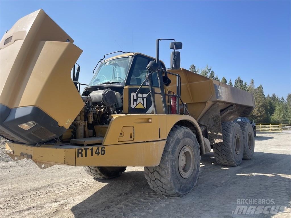 CAT 740B Dumpers articolati