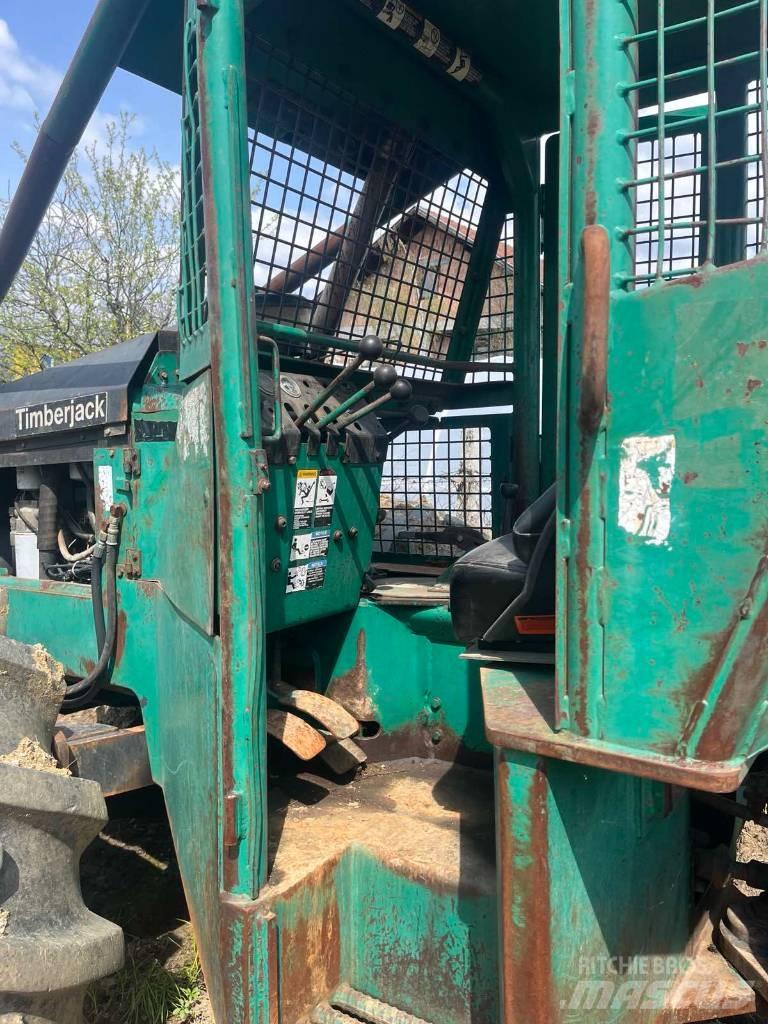 Timberjack 240A Trattori Forestali