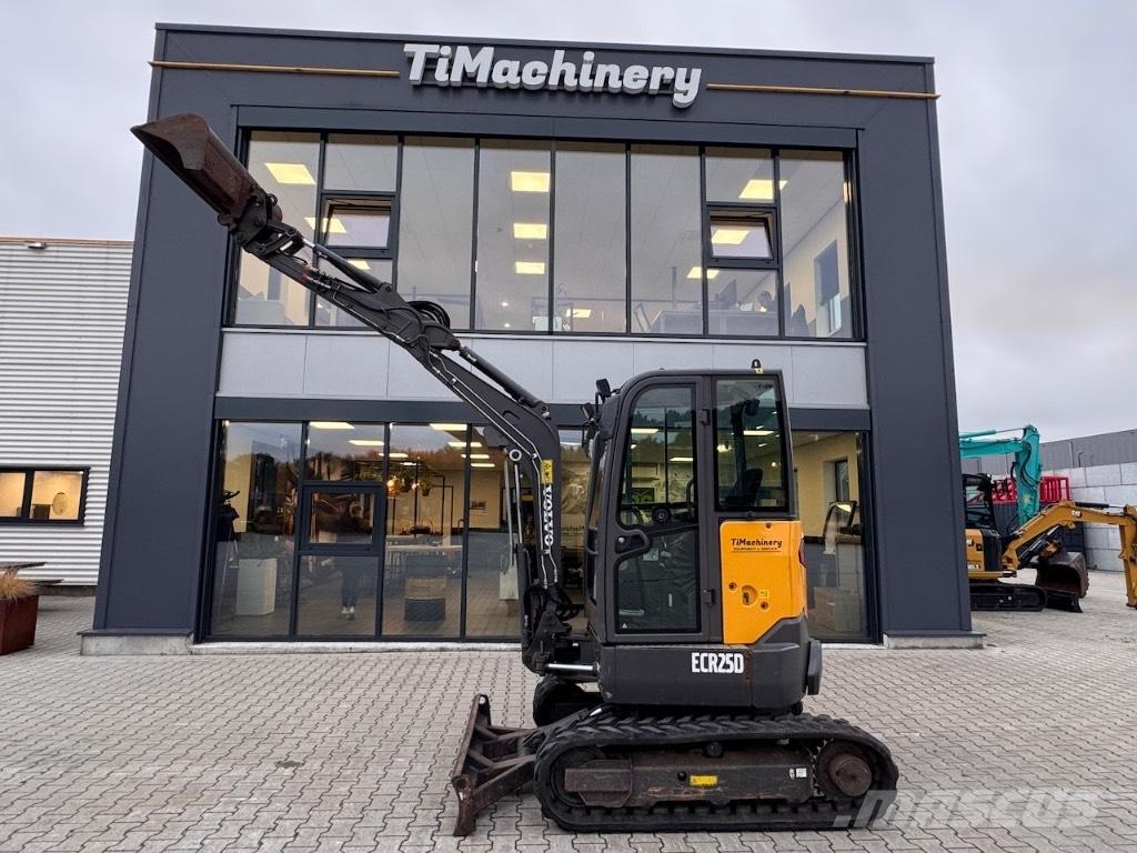 Volvo ECR 25 D Miniescavatori