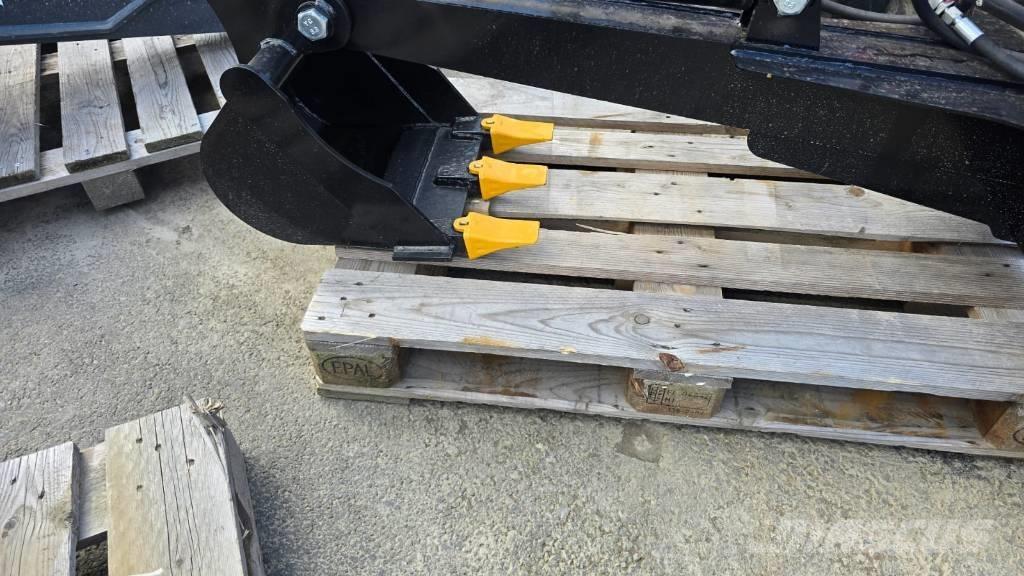  Grävarm Avant bobcat Mini Pale Gommate