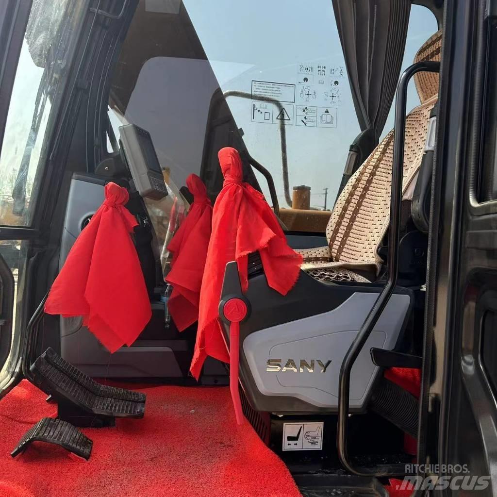 Sany 135C Escavatori cingolati