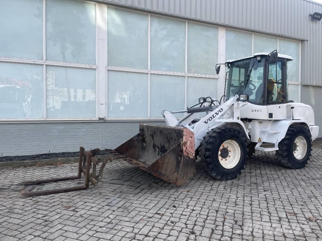 Volvo L 30 G  2020   CE Pale gommate