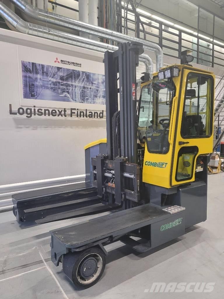 Combilift C 4500 ET Carrello elevatore retrattile a 4 vie