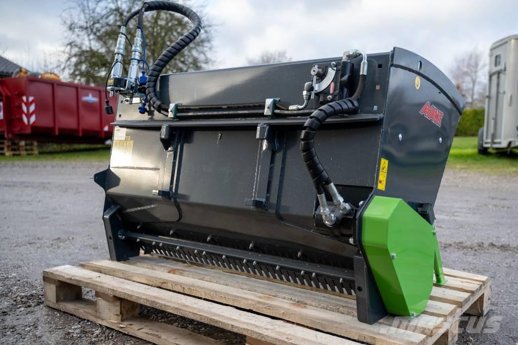 Avant Saltspreder Manutenzione verde e strade – Altro