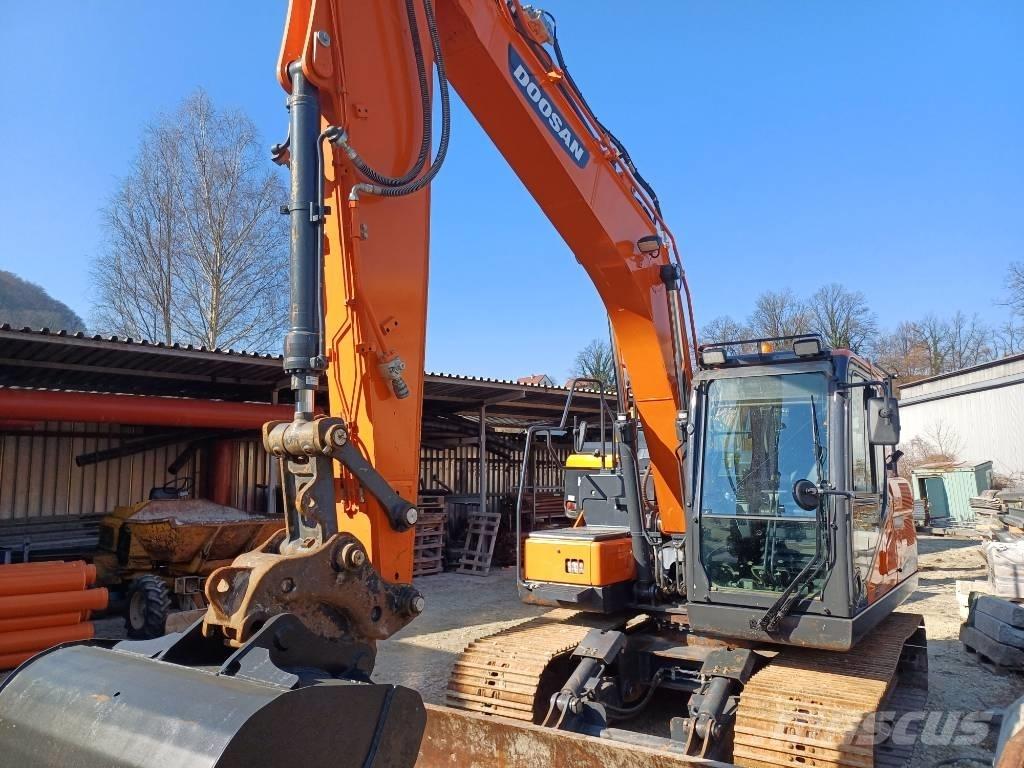 Doosan DX140LC-7 Escavatori cingolati