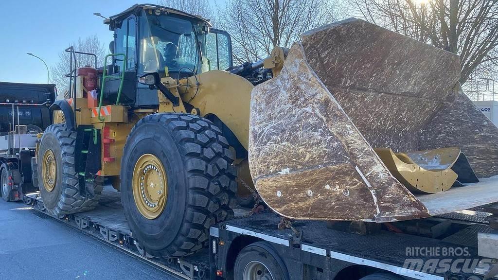 CAT 980M - Pale gommate