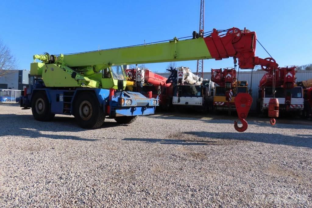 Tadano TR 250 E Gru per terreni difficili