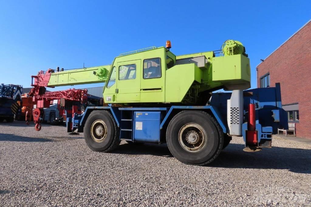 Tadano TR 250 E Gru per terreni difficili