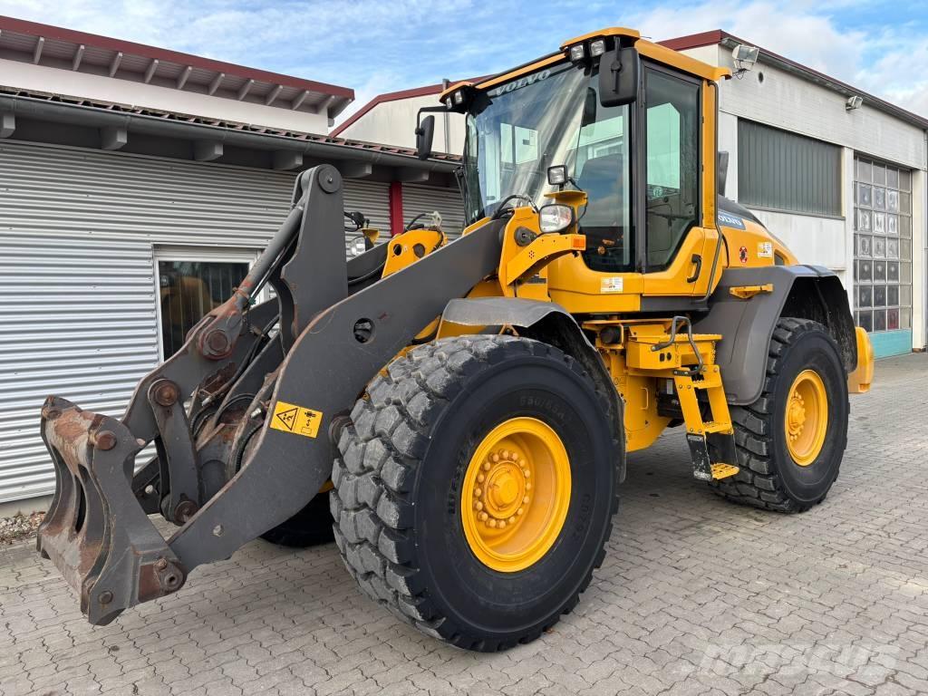 Volvo L 90 H Pale gommate
