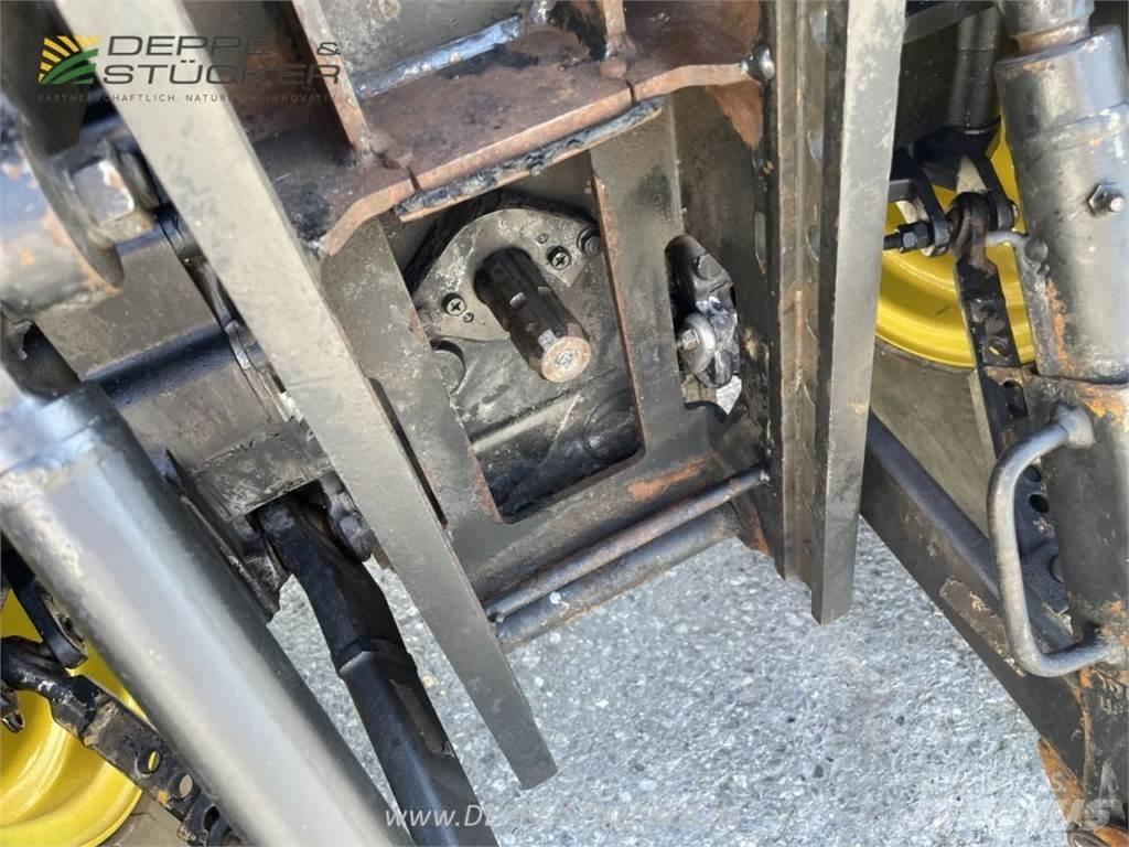 John Deere 3320 Trattori compatti
