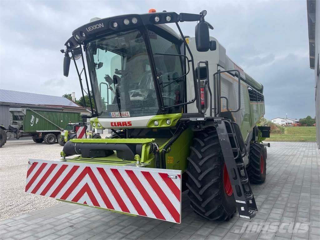 CLAAS Lexion 5400 Mietitrebbiatrici