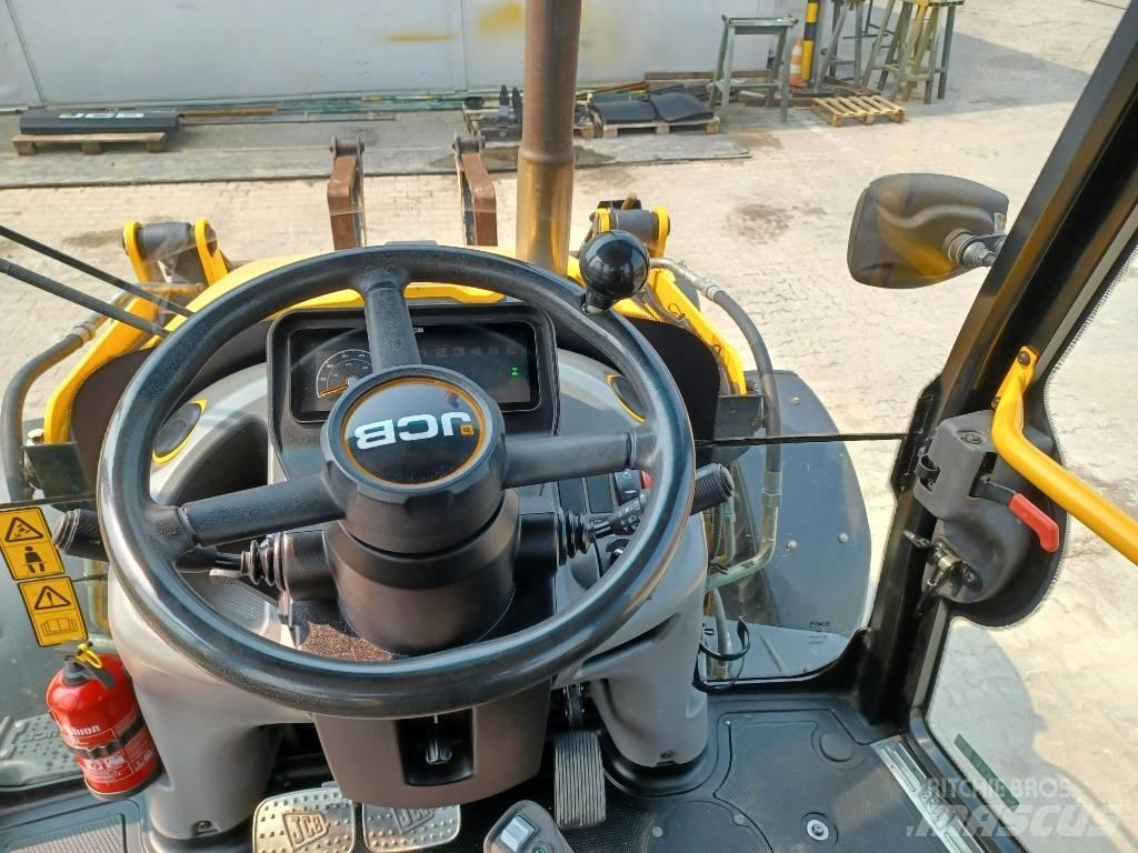 JCB 3CX PLUS AEC Terne