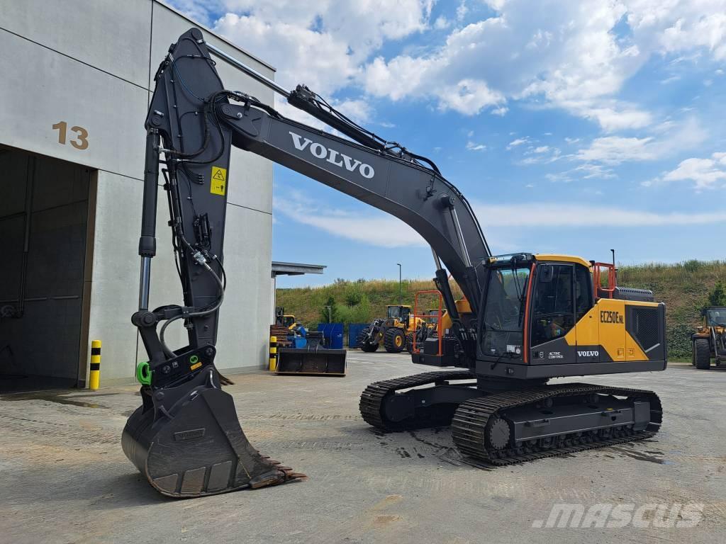 Volvo EC250ENL Escavatori cingolati
