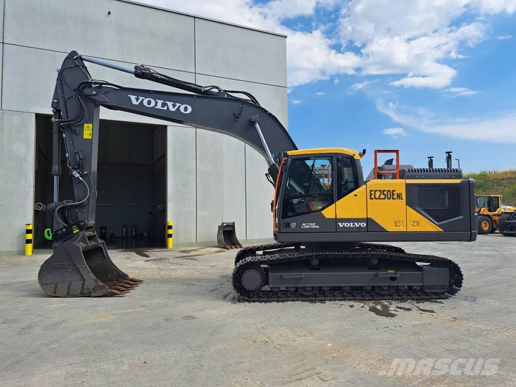 Volvo EC250ENL Escavatori cingolati