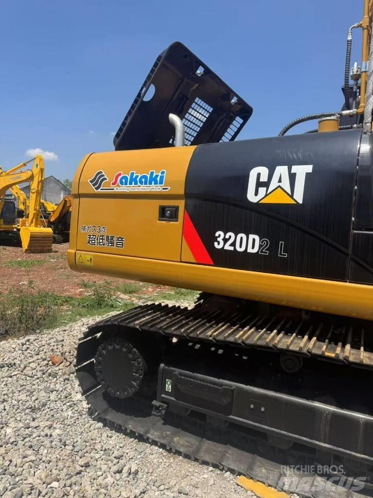CAT 320D2 Escavatori cingolati