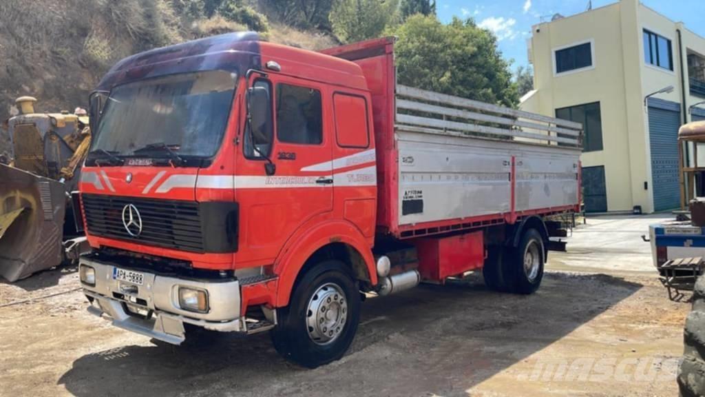 Mercedes-Benz 1638 Camion con sponde ribaltabili