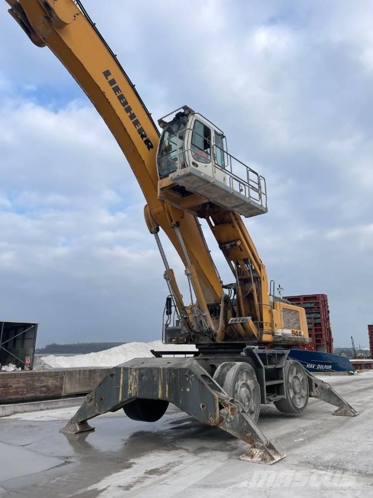 Liebherr A 944 C HD Movimentazione rifiuti