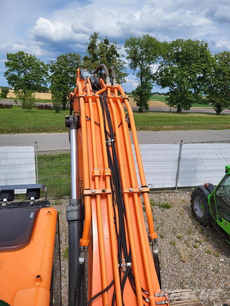 Doosan DX255LC-5 Escavatori cingolati