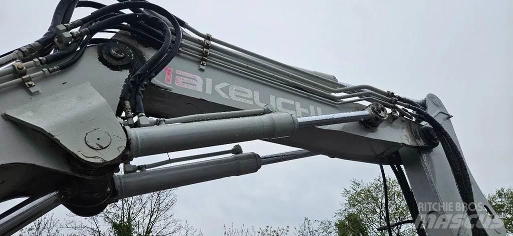 Takeuchi TB 175W Escavatori medi 7t - 12t